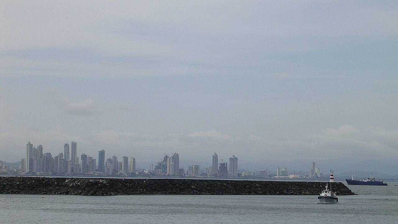 Panama City skyline from the bay, used as the featured image for the Friendly Nations visa guide.